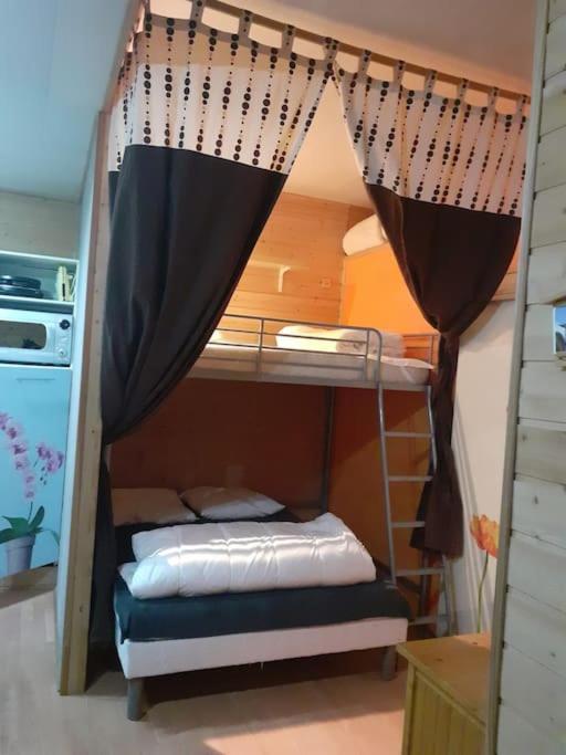 Appartement Face Au Thermes Et Au Calme Bagnères-de-Luchon Eksteriør bilde